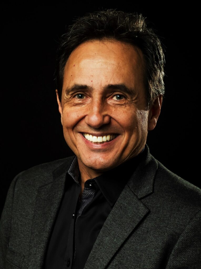 Dr. Marcos Nogueira Eberlin